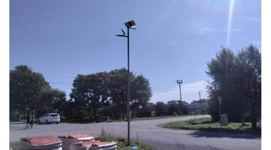 Двор как маленькая энергетическая цивилизация: Будущее дворового света и микроэнергетика